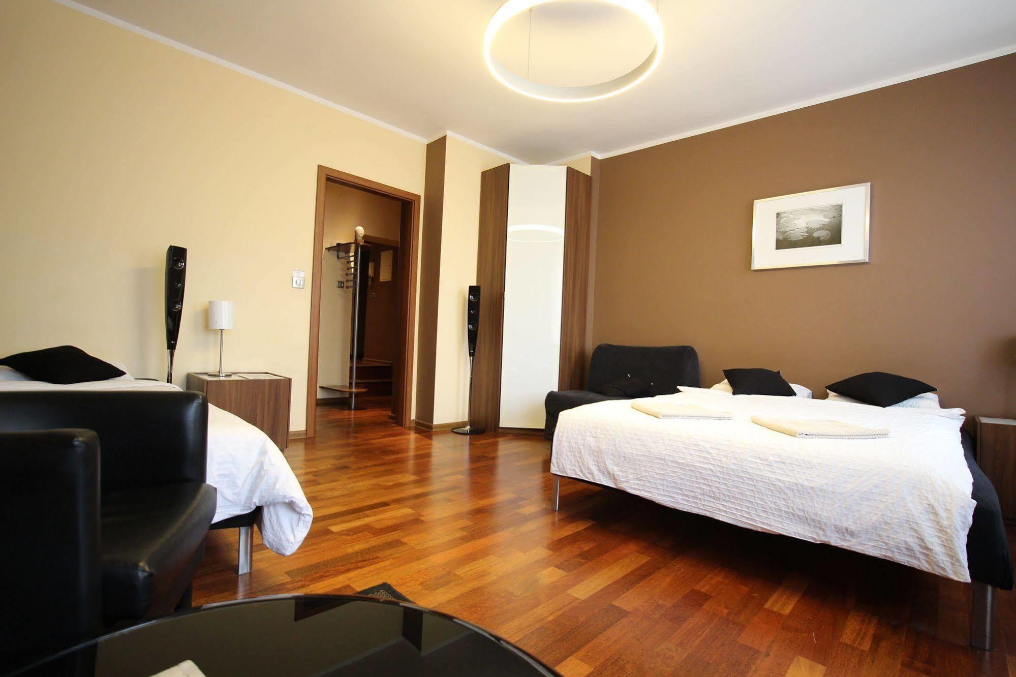 Rainbow Apartments 1 Krasków Εξωτερικό φωτογραφία